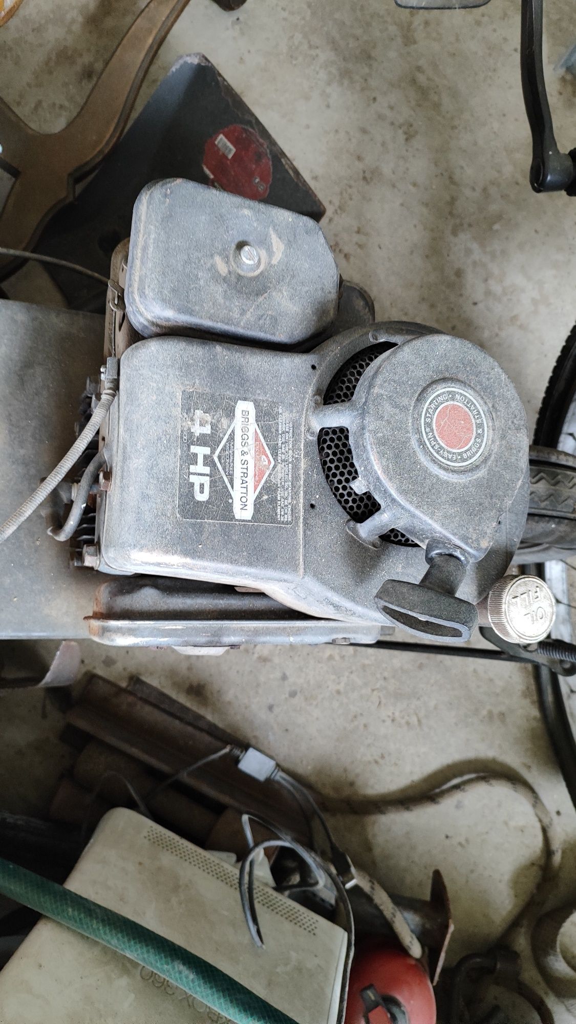 Glebogryzarka Briggs end stratom 5.5kw do ziemi ogrodu