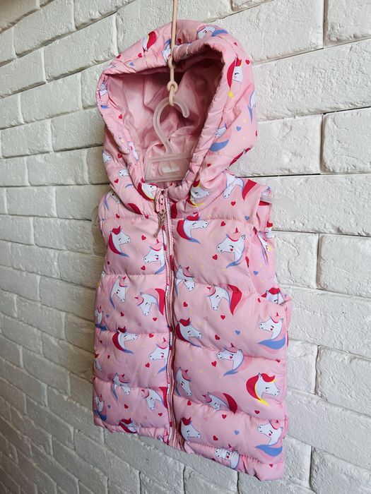 Jesienny rożowy bezrękawnik z motywem unicorn 80cm