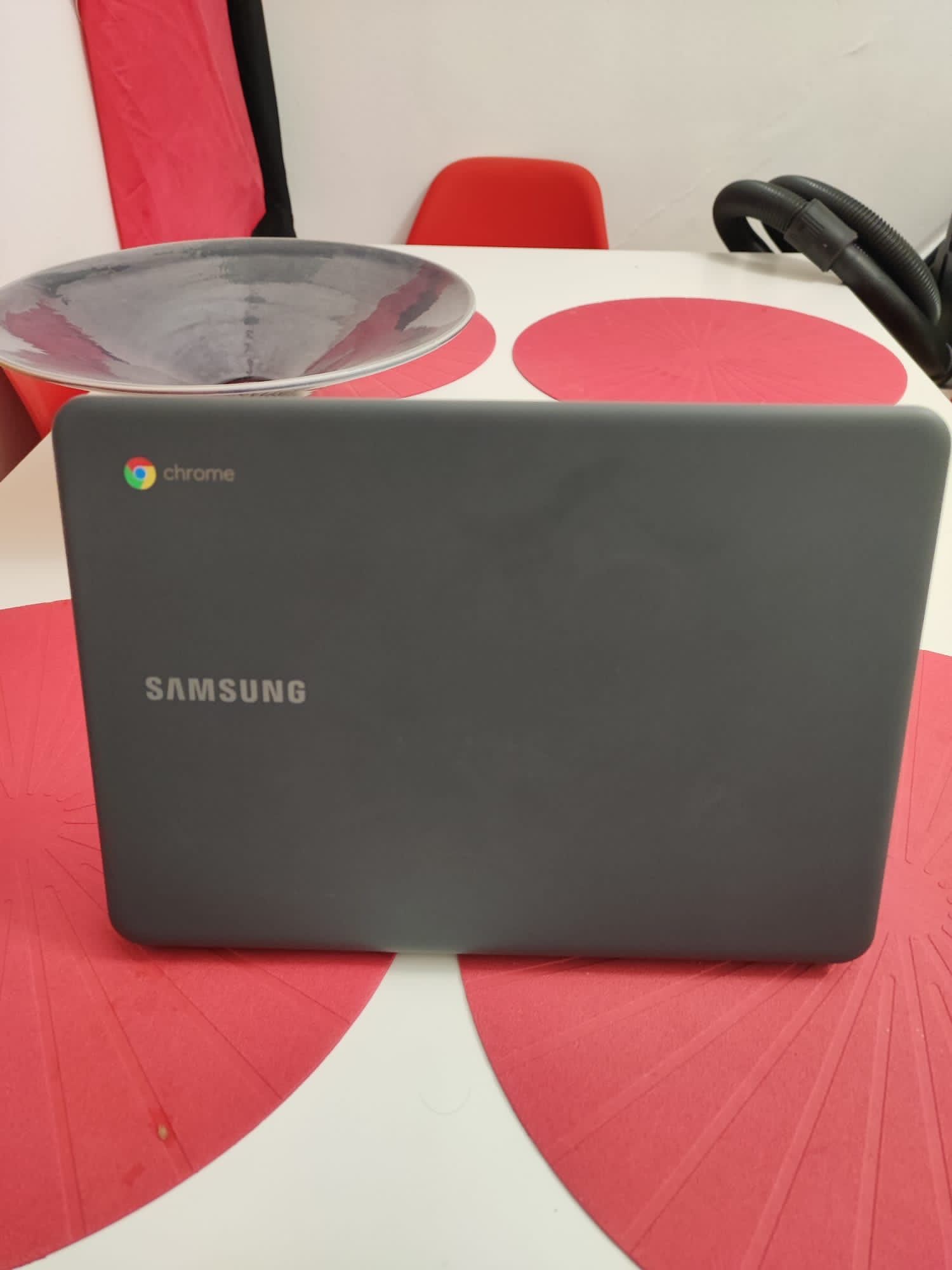 Vendo chromebook Samsung