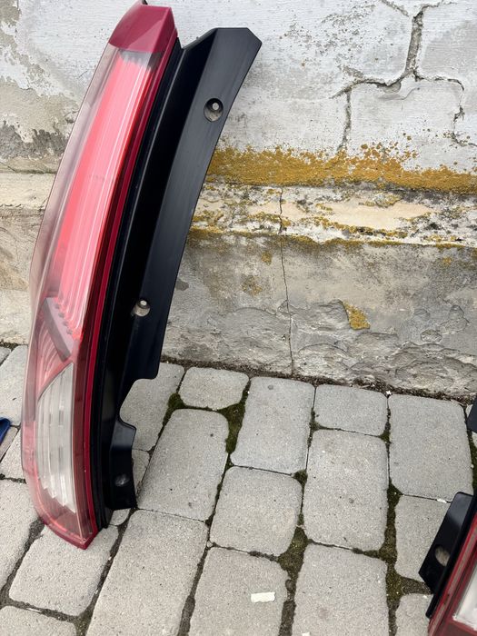 Продам стопи до Citroen С4 Picacco