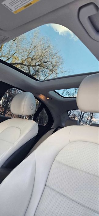 Mercedes-Benz 2015 C-Class