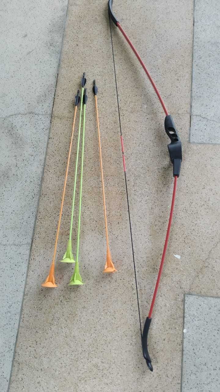 Arco e 4 Flexas de Ventosa + Alvo