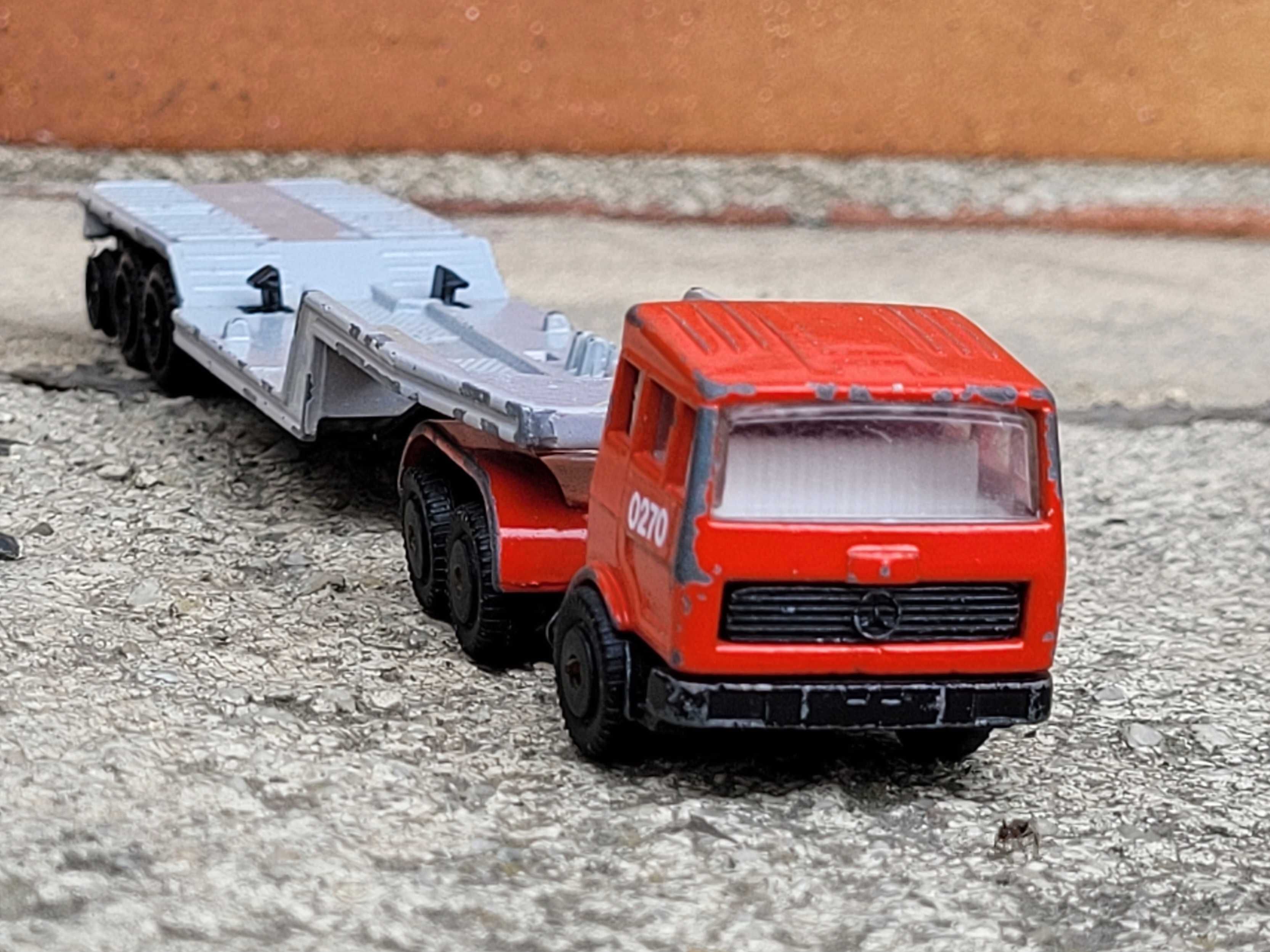 Kolekcja modeli 1:87 Mercedes LP Seba Truck Tir Ciężarówka Unikat