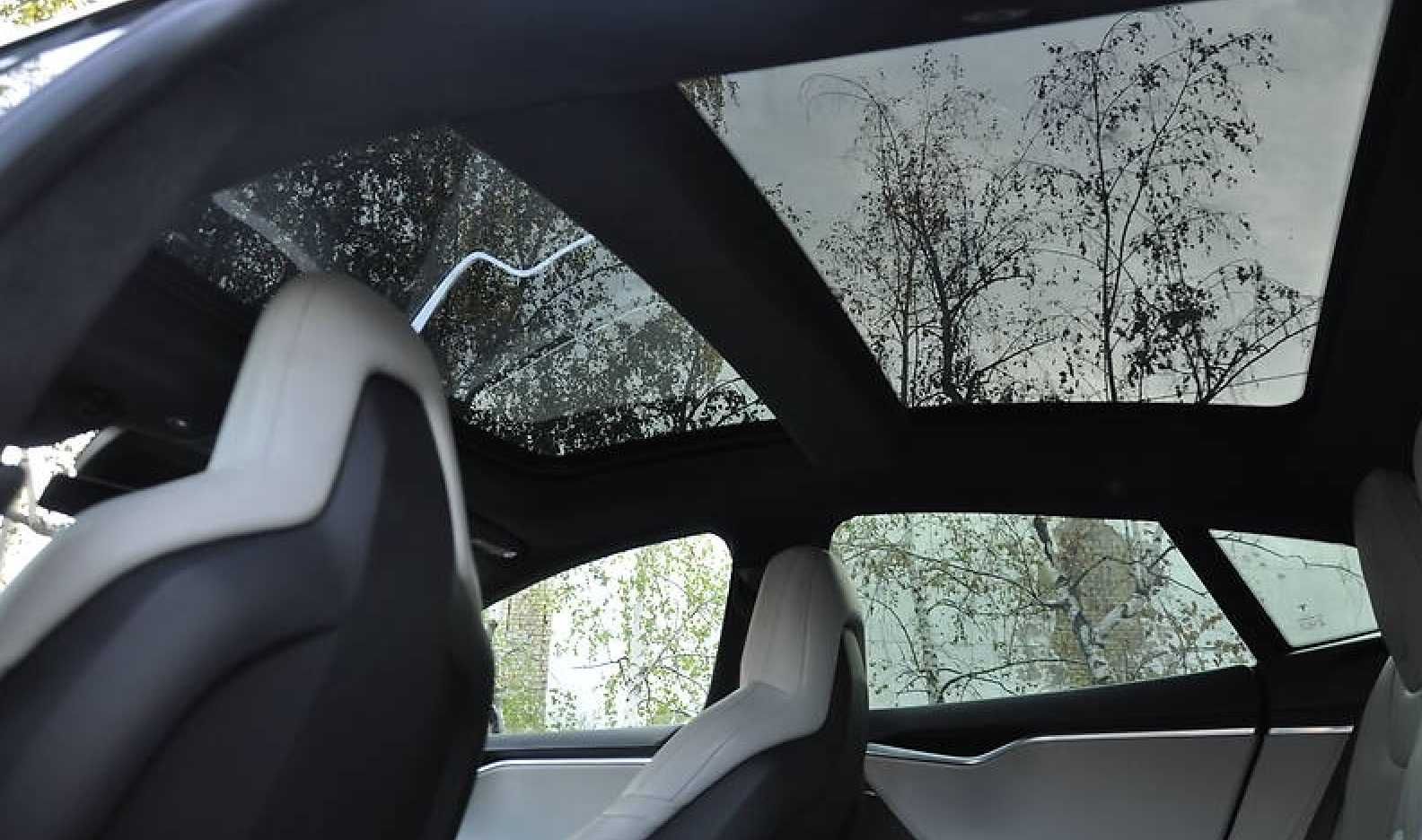 Tesla Model S 2016 90d -