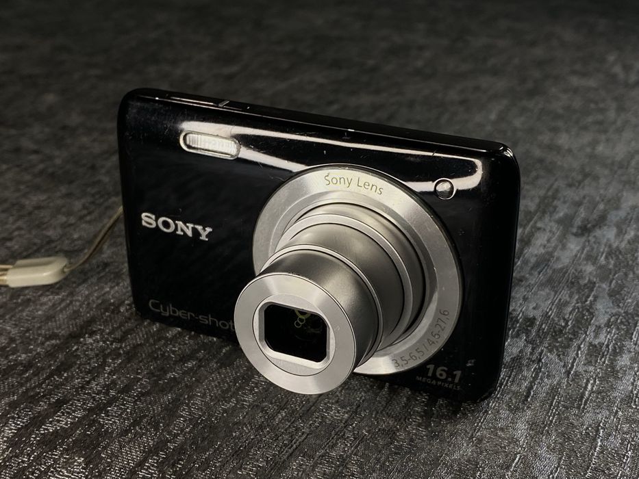Sony Cyber-Shot DSC-W670