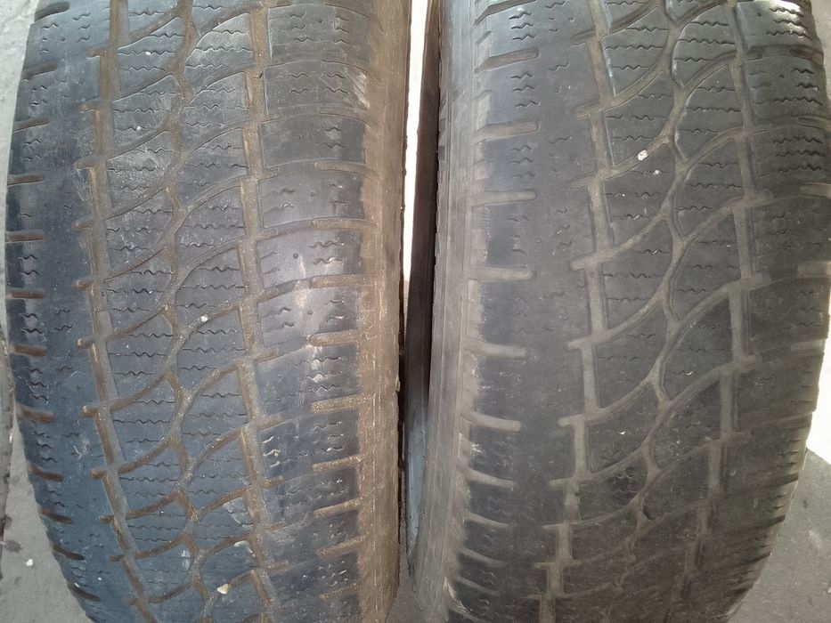 2 Opony zimowe 215/70r15C KORMORAN 6mm