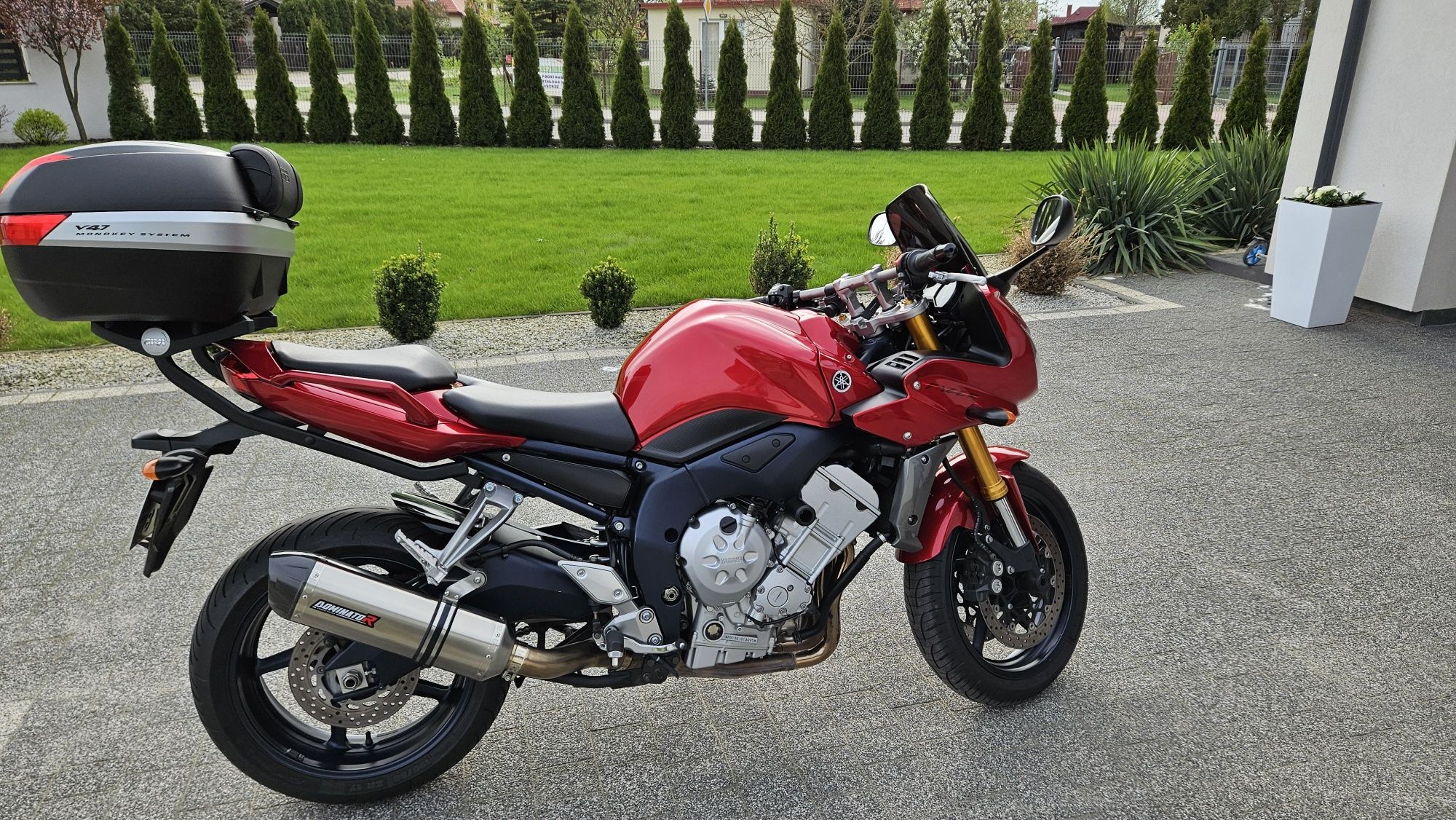 YAMAHA FZ1 S 2007 Dominator Givi SUPER STAN