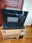 Kuchenka Mikrofalowa Electrolux EMS260040K do zabudowy