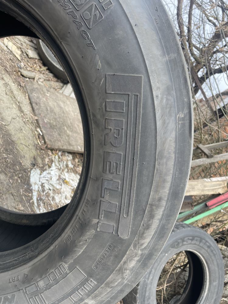 Продам резину Pirelli 385/55/22.5