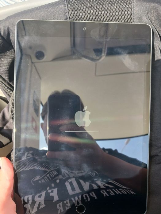 Продам IPad 9 10.2 дюйма