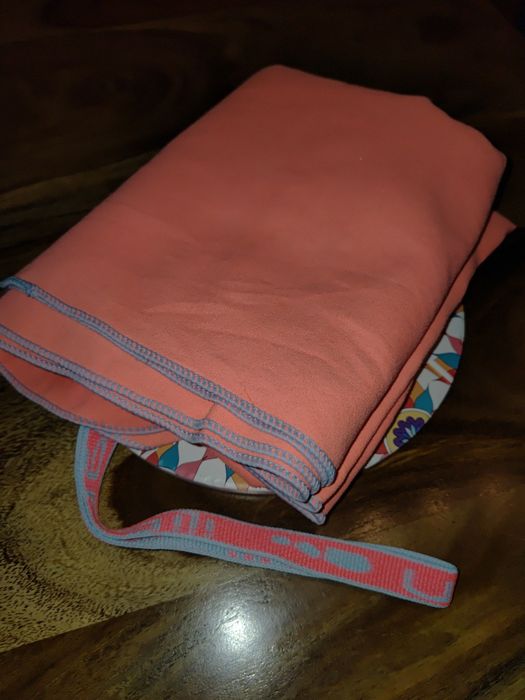 Recznik sportowy Nabaji z mikrofibry 76x128