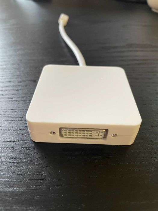 Microsoft Mini DisplayPort to HDMI and Analog Adapter64564125444353121