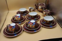 Porcelana japońska. Piękny zestaw w idealnym stanie.Sygnatury.