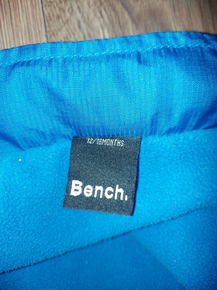 Kurtka 86 Bench na wiosnę