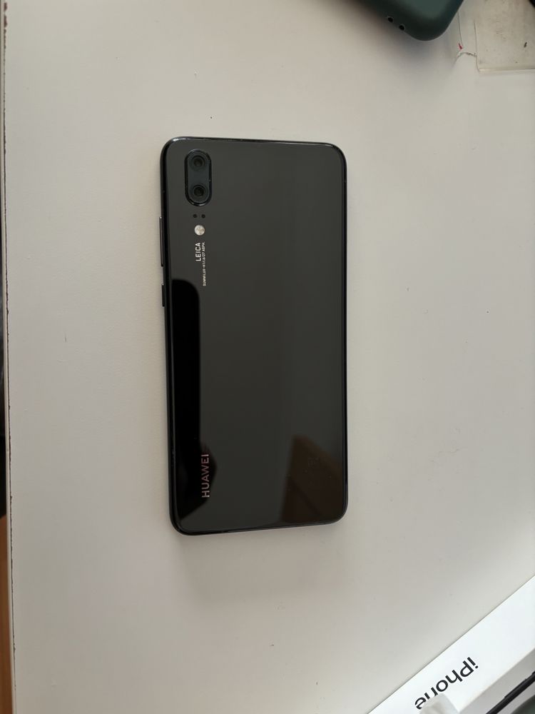 Huawei P20 em otimo estado