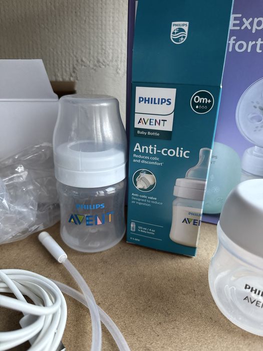 Молоковідсмоктувач Philips Avent + додаткова пляшечка+соска