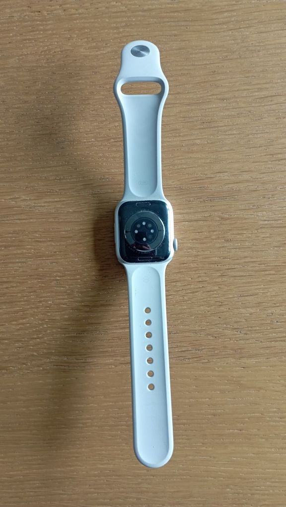 Apple Watch Series 7 41mm Starlight Band GPS