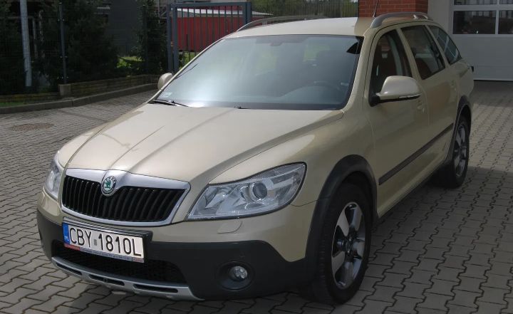 Skoda Octavia Scout 2.0 TDI DPF