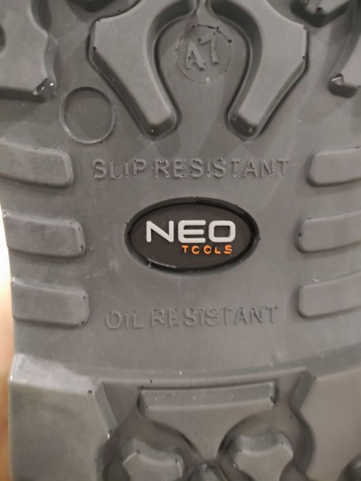 Trzewiki neo zamszowe 47 robocze