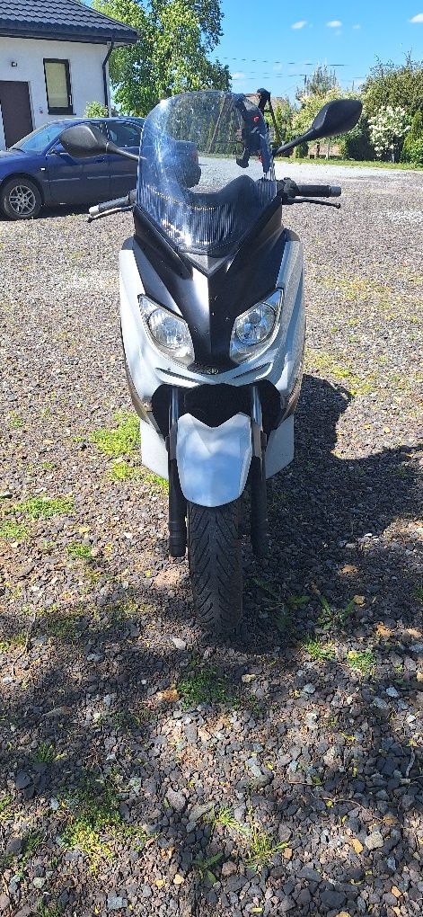 Yamaha x max 125