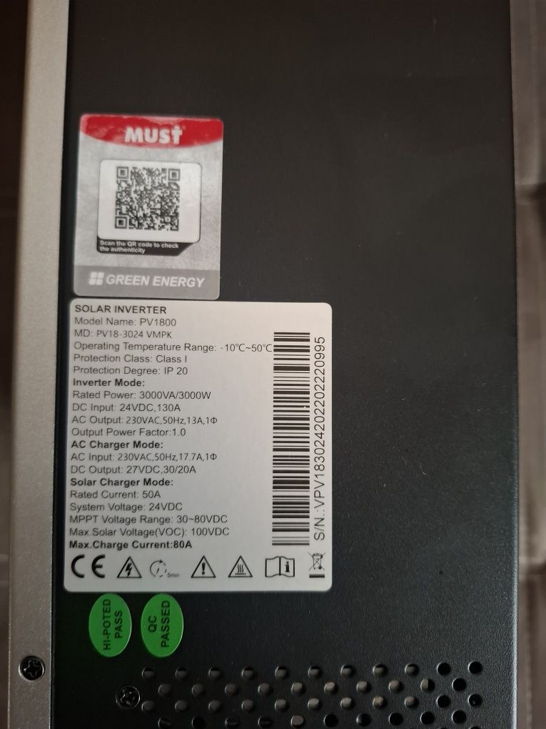 Гібридний сонячний інвертор 3 кВт MUST PV18-3024 VMPK