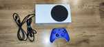 Xbox series s 512gb + niebieski pad i kable