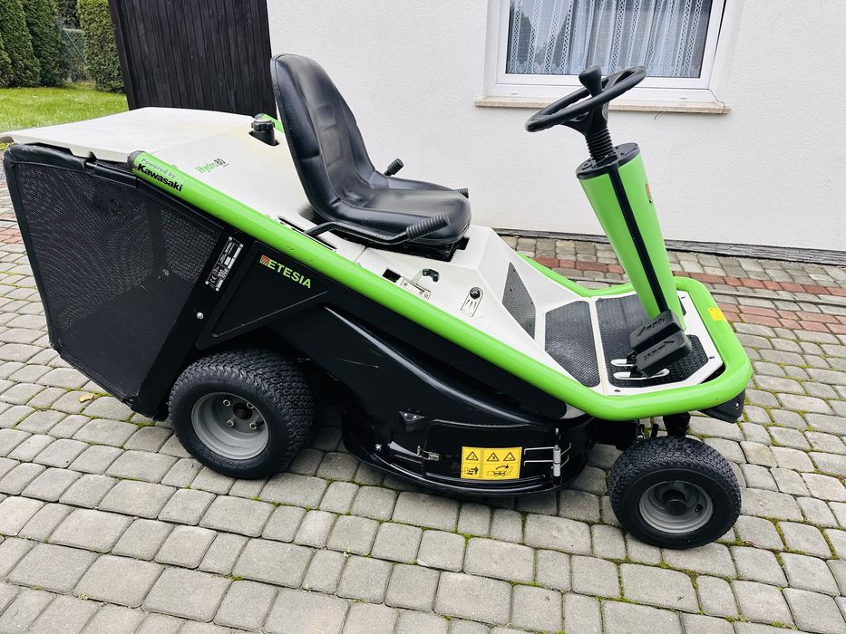 Traktorek kosiarka Etesia Bahia Kawasaki V2 pompa oleju hydro Piękna