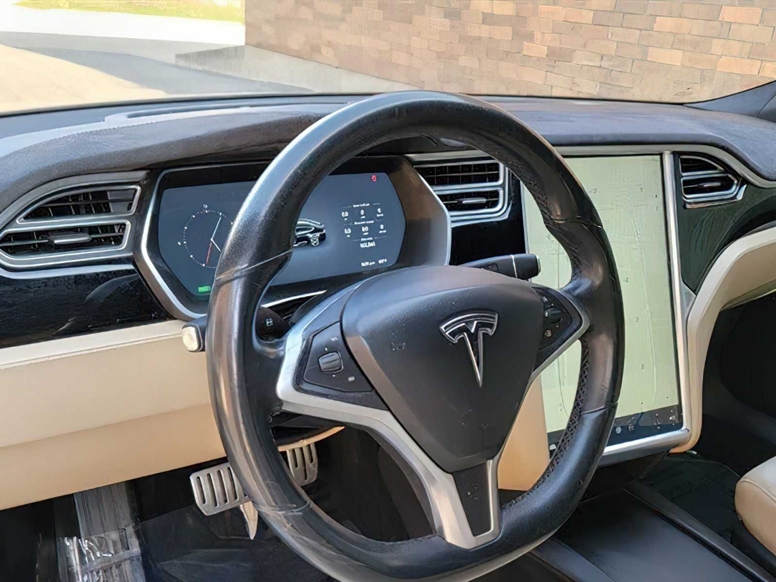 Tesla Model S P85D 2015