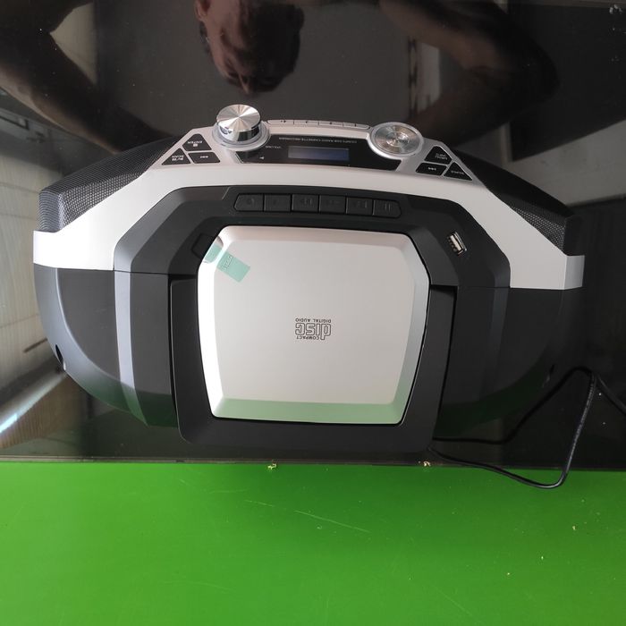 Бумбокс Auna Roadie CD плеер кассетное радио DAB/DAB+ FM Bluetooth