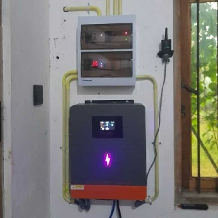 Инвертор солнечный преобразователь напряжения PowMr 2.2KW MPPT LiFePO4