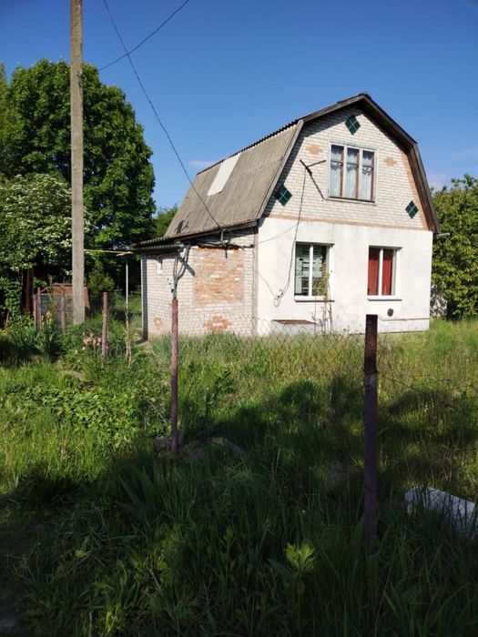Продам дачний будинок на Бучмах.