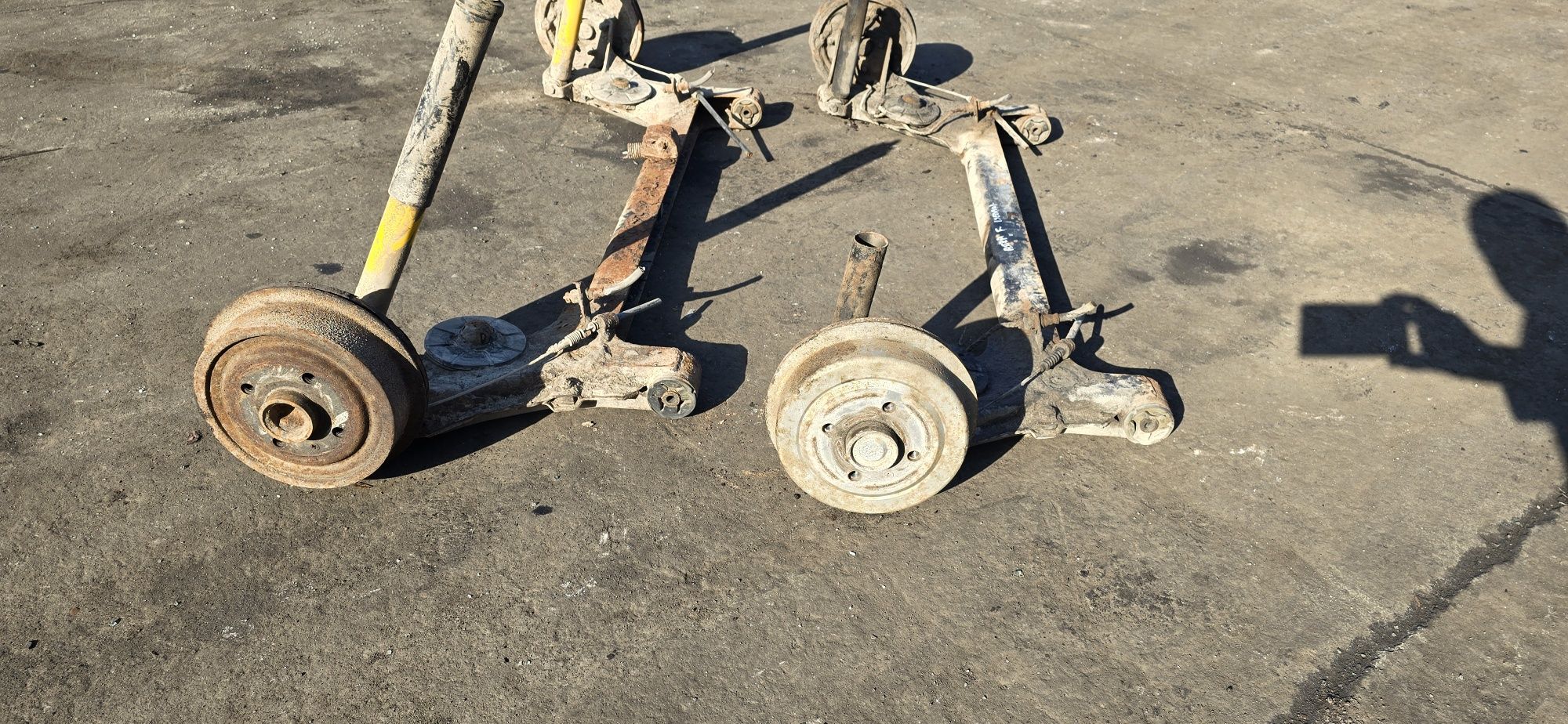 Belka tyl zawieszenia oś Opel Astra F kombi hatchback