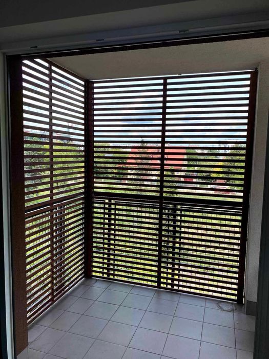 Zabudowa balkonów  na wymiar Pergole balkonowe , donice z kratką