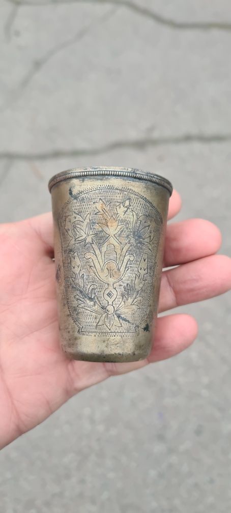 Серебряная кидушная рюмка с 875 пробой. Состояние хорошее.