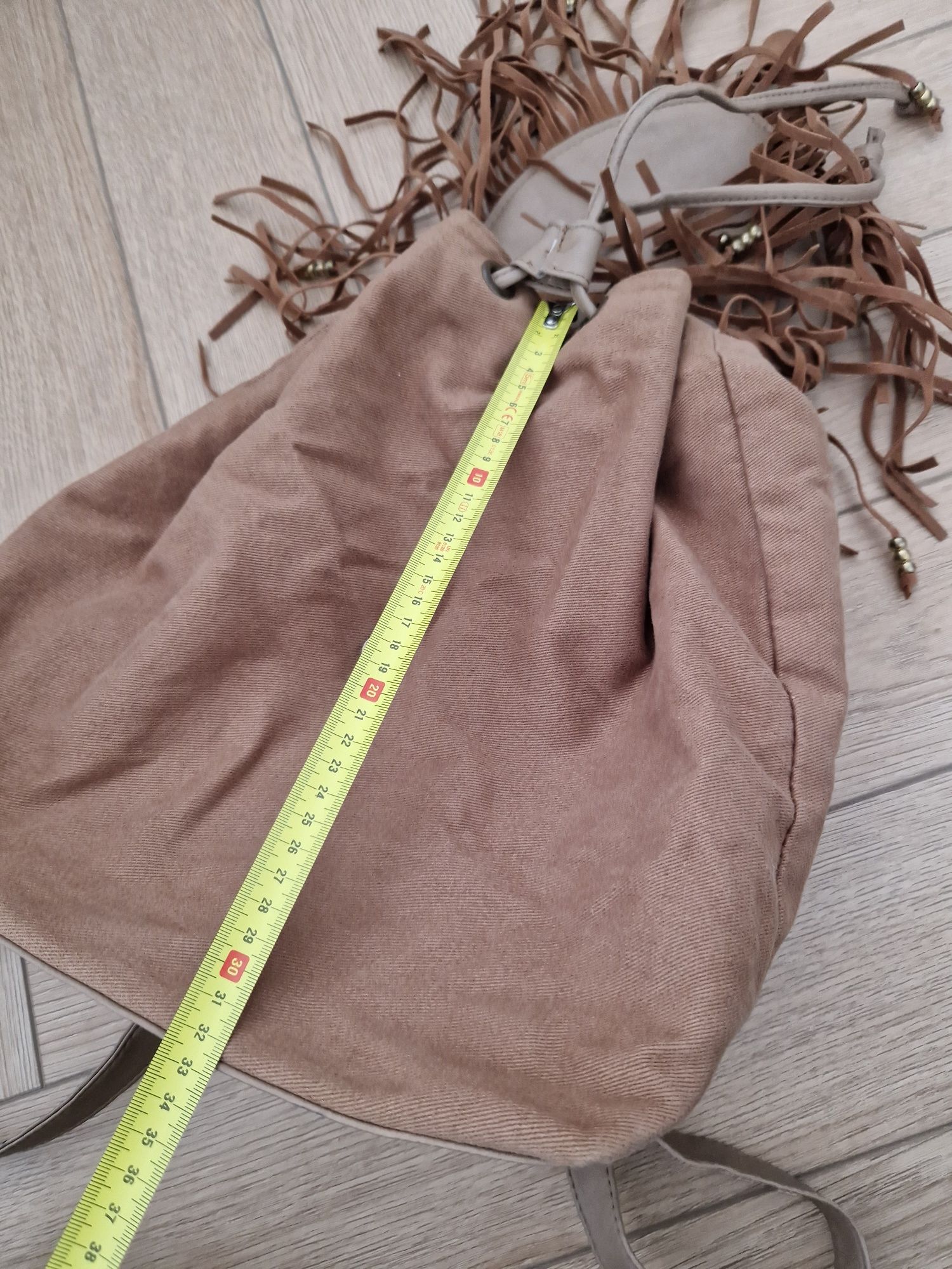 Plecak / worek z frędzlami beżowy brązowy
