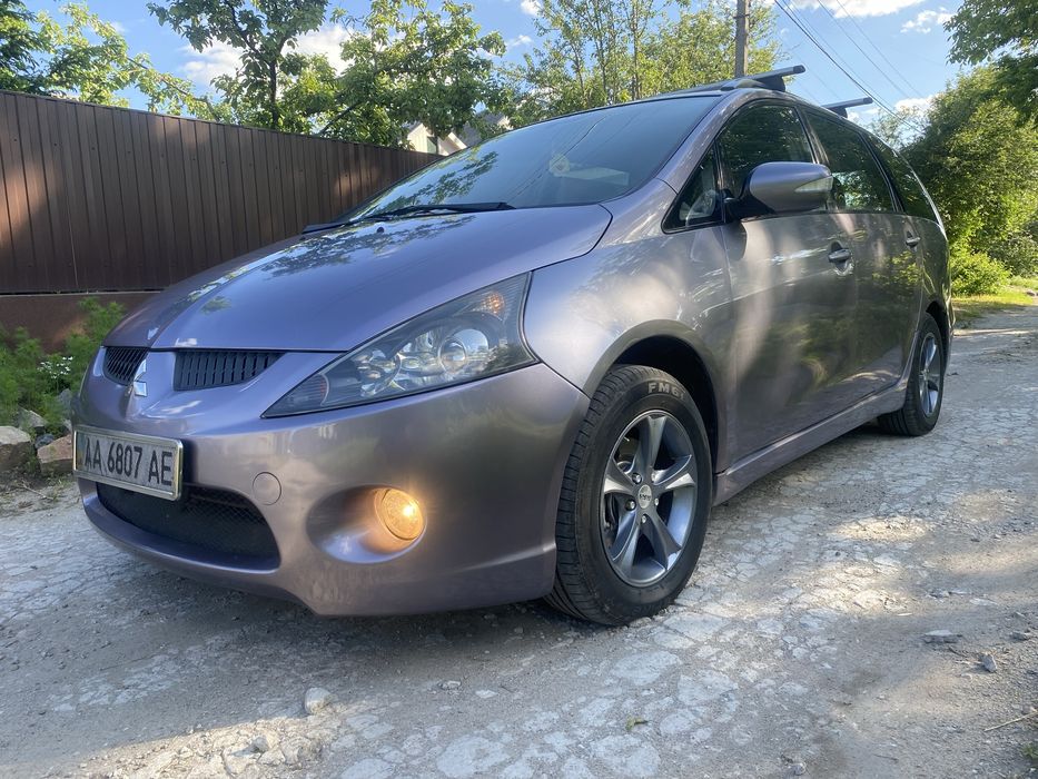 Мітсубісі Грандіс 2.4 Гбо Гарний стан !