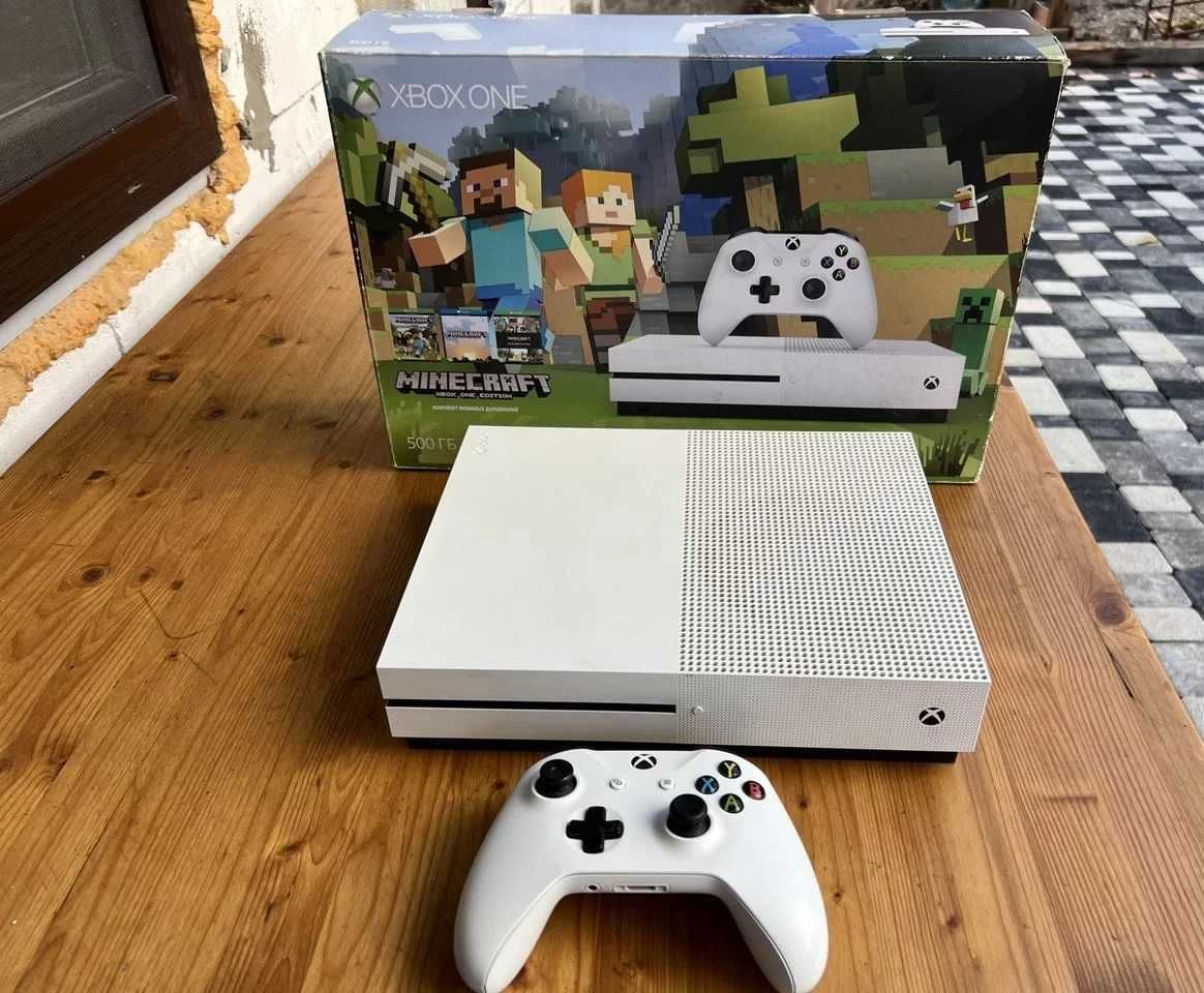 Xbox One S 500 + Game Pass - Ідеальне Рішення для Ігрових Ентузіастів!