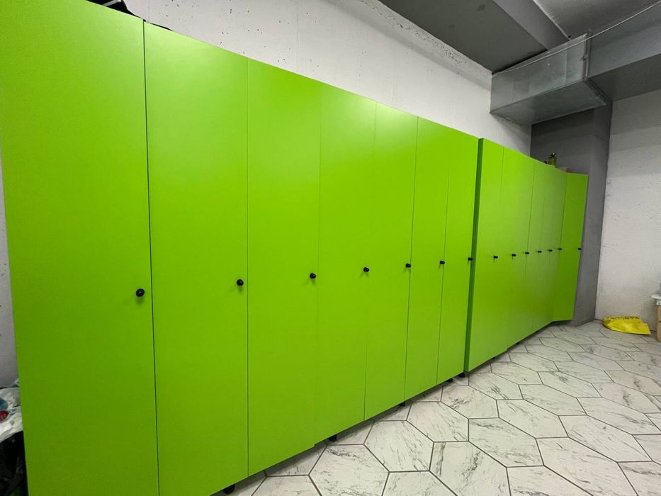 Продам шафи для роздягальні