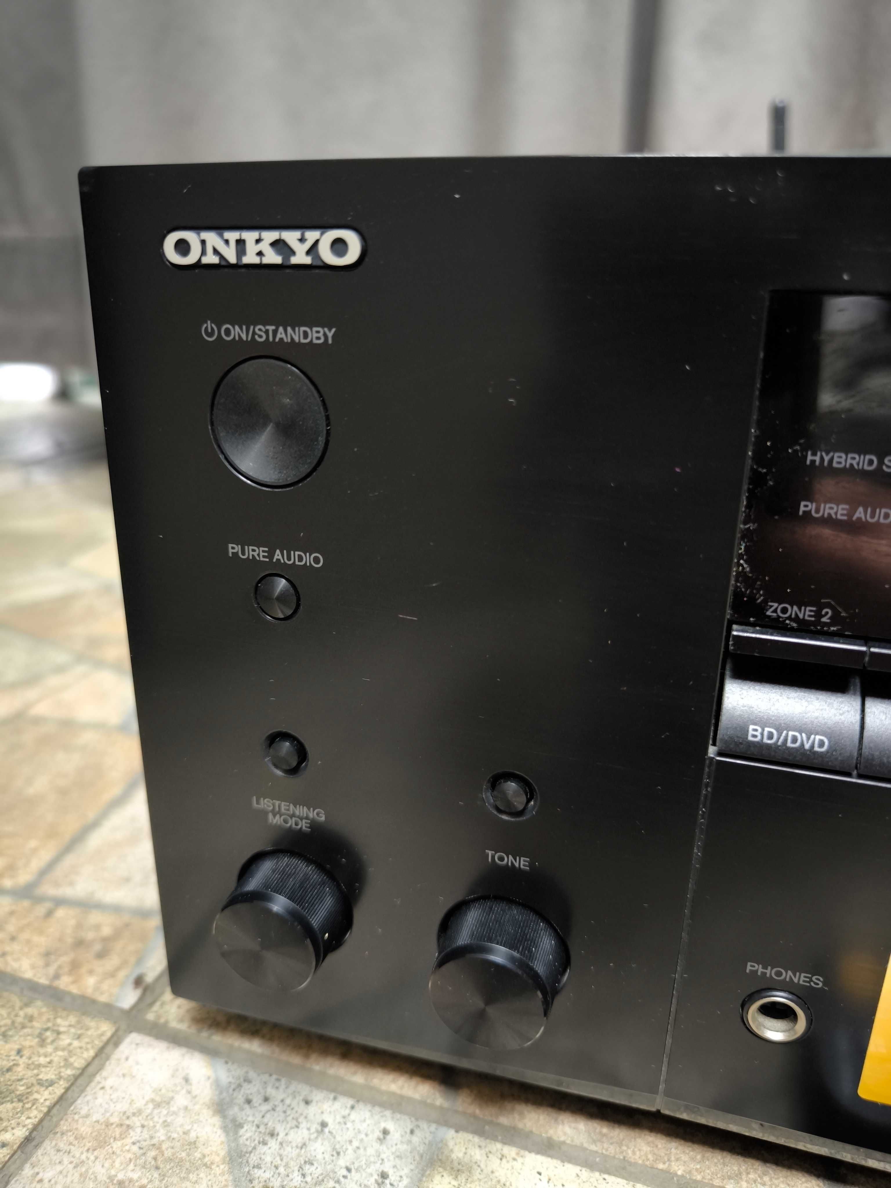 Amplituner Kina Domowego ONKYO TX-NR696 7.2/Wi-Fi/Bluetooth/DolbyAtmos