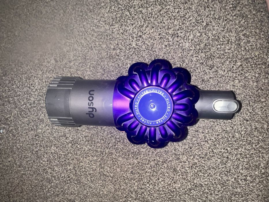 Продаю основной блок пылесоса Dyson (серия V6/V7).