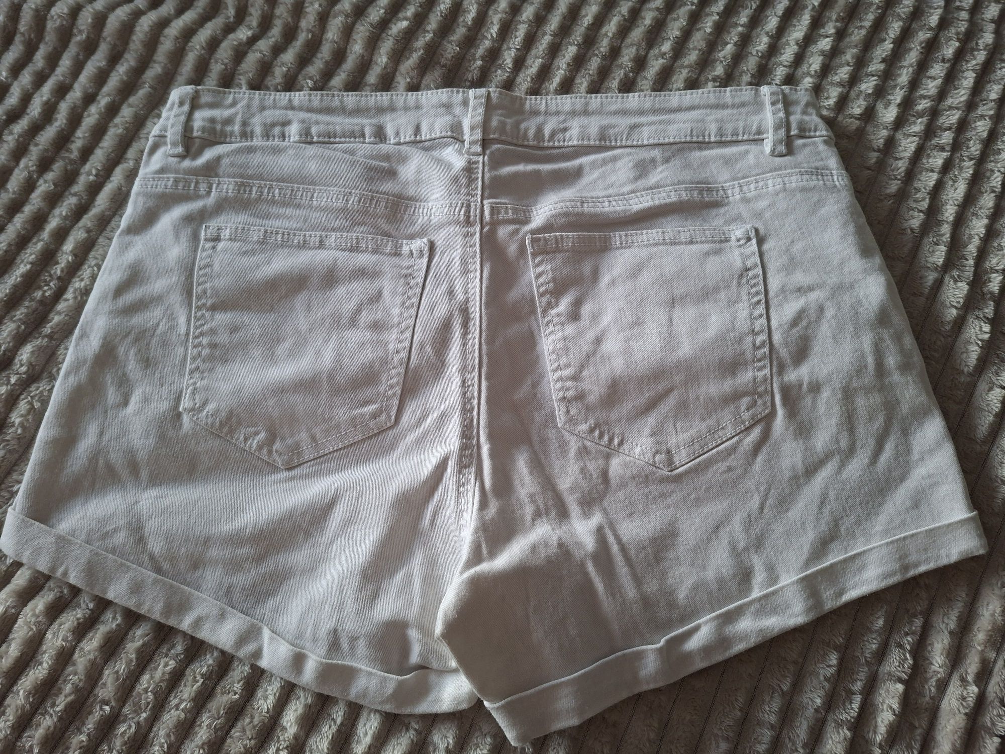 Spodenki H&M rozm 40