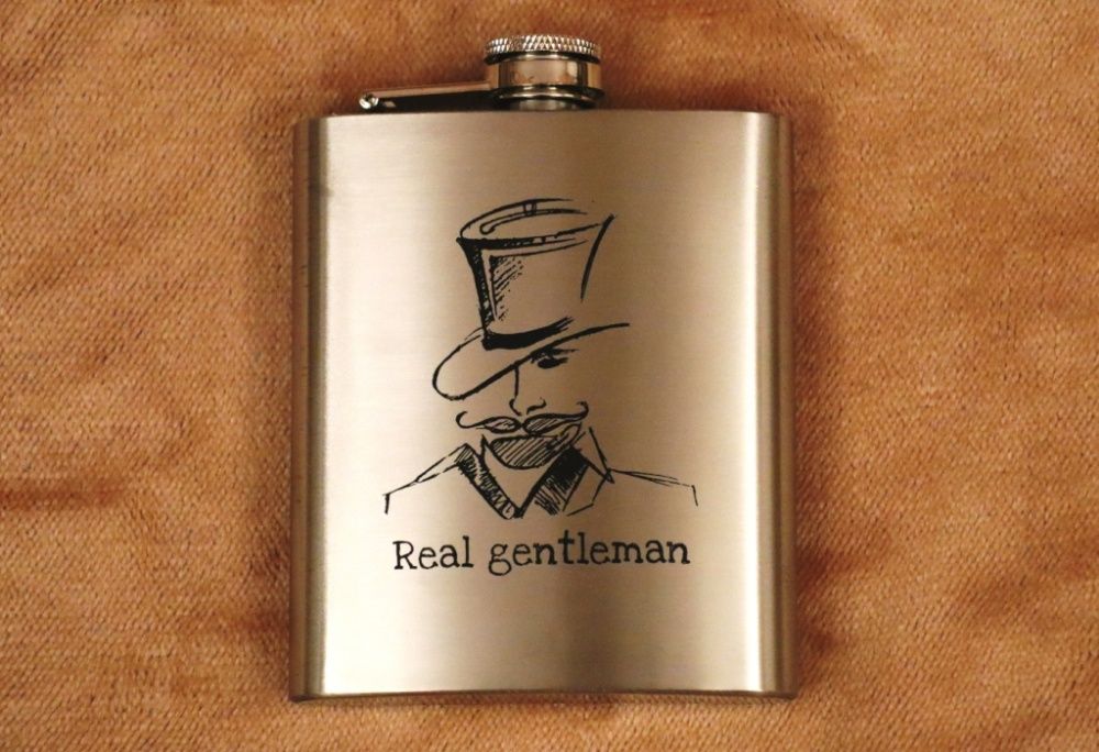 Piersiówka Real Gentleman 200 ml