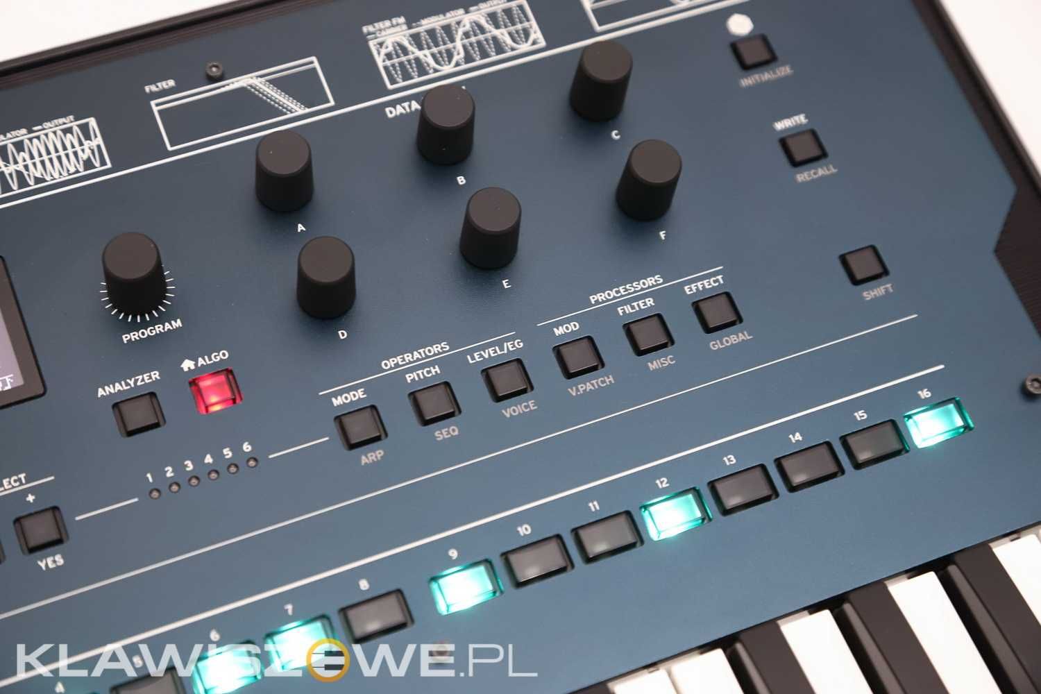 KORG OPSIX - Kompaktowy syntezator FM - ZOSTAW STARY !  | Używany