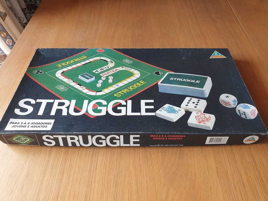 Jogo de Tabuleiro • Struggle • Majora • 1982