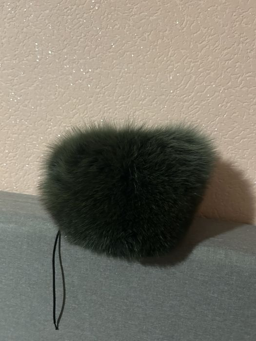 шапка з натурального хутра чорнобурка