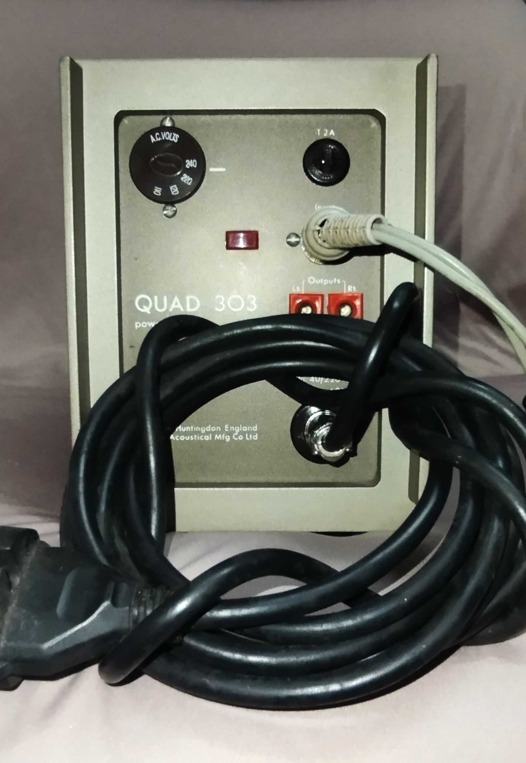 Amplificador Quad 303
