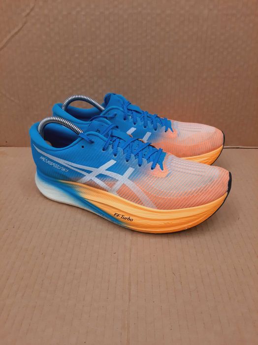 Кросівки ASICS Metaspeed Sky Plus Розмір  44 (28см)