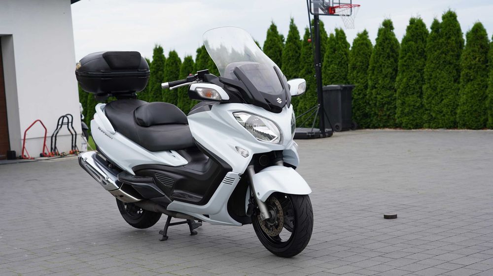suzuki BURGMAN 650  -  2014r  - abs  -- oryginał  -- mały przebieg