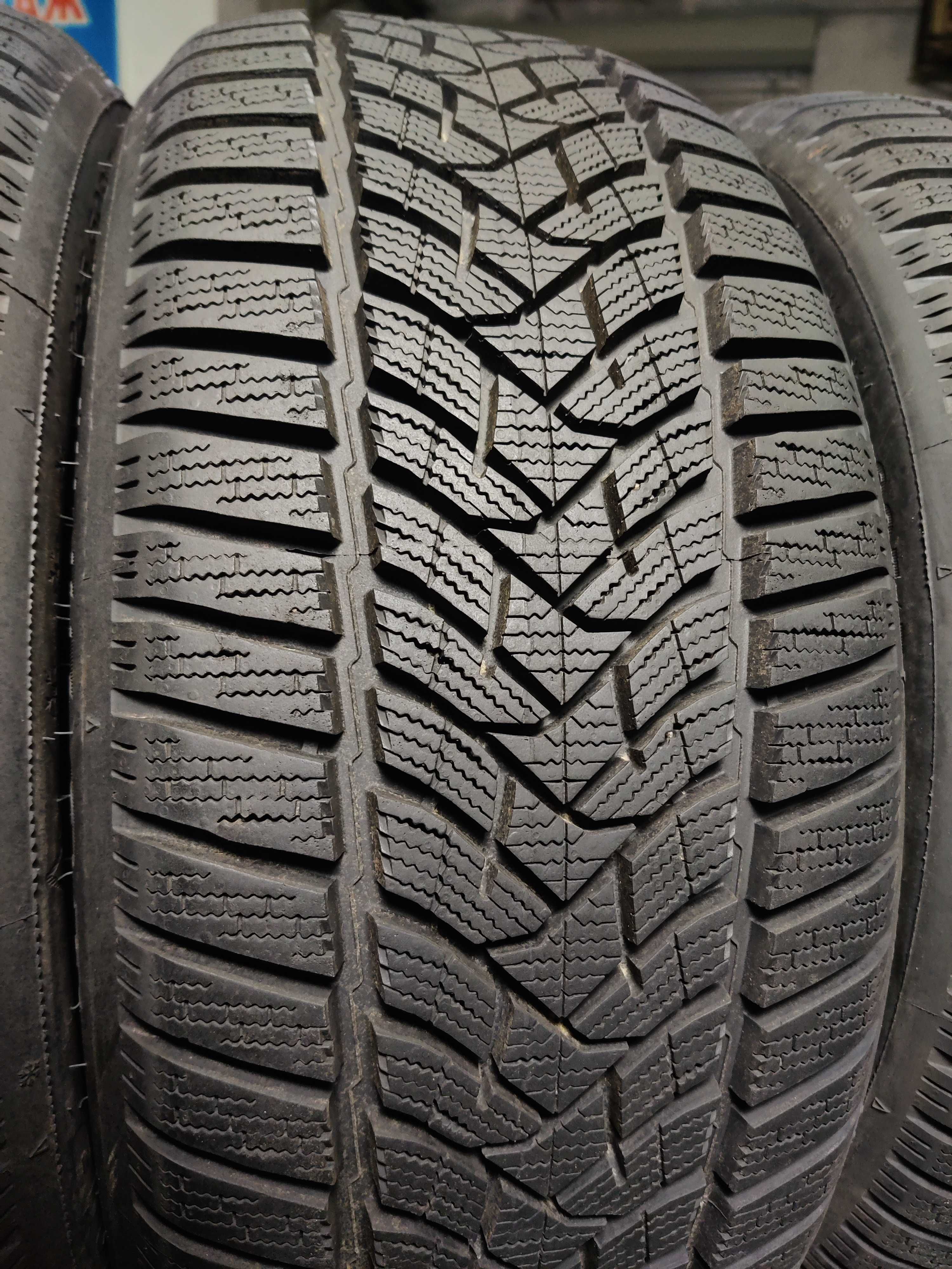 R17 225 50 шини зимові 2023р. Dunlop Winter Sport 5 як НОВІ