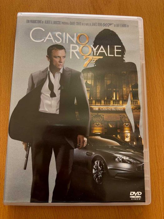2 DVD's - 007 - Era Daniel Craig